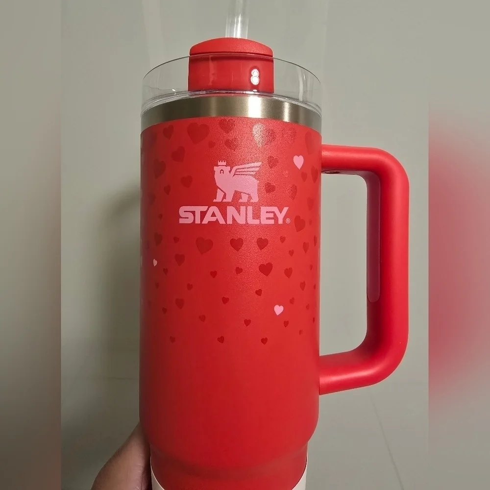 NWT Stanley Target 2025 Valentine's Day Limited Ed Collab The Flowstate Quencher